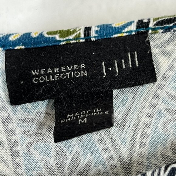 J Jill Wearever Tunic in Paisley print. Rayon blend. Like new.  Size M - Picture 4 of 5